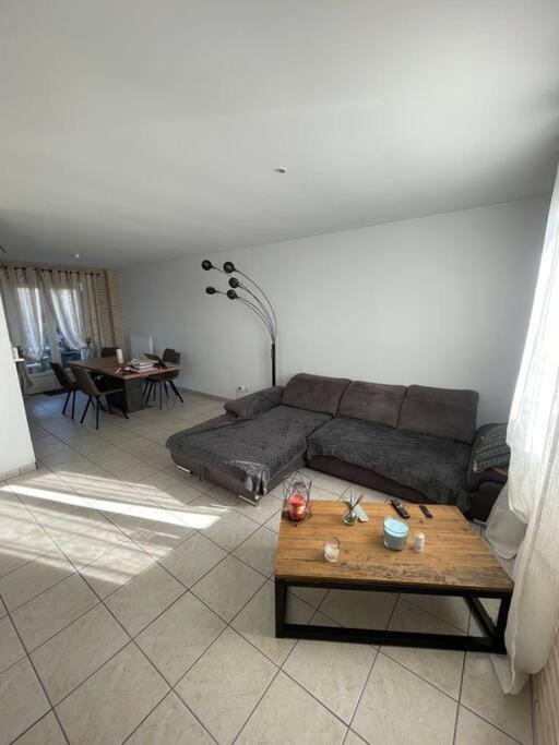 Belle Maison Proche Centre Ville 里摩日 外观 照片
